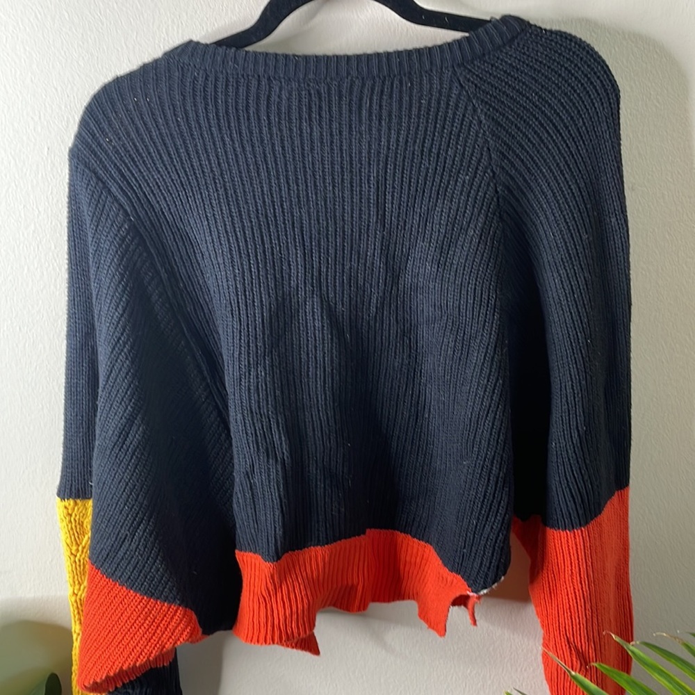 Multiple color patch sweater - Picture 2 of 2